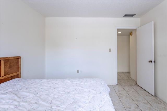 3840 STAYSAIL LANE 3840, Holiday, FL 34691