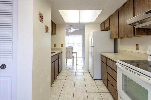 3840 STAYSAIL LANE 3840, Holiday, FL 34691