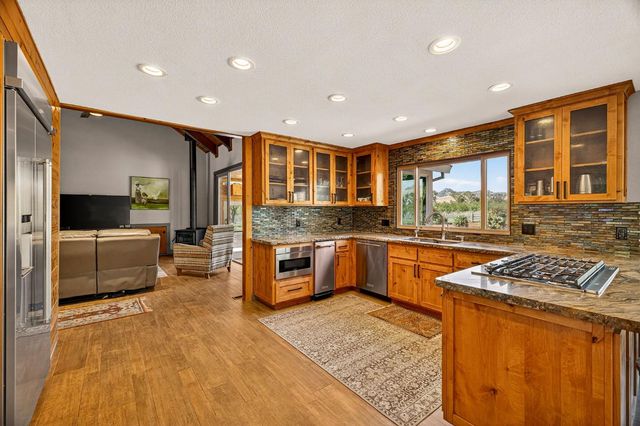 8617 S Butte Rd, Sutter, CA 95982