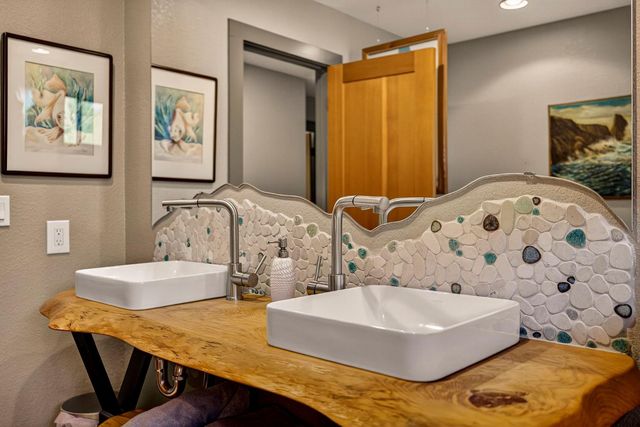 8617 S Butte Rd, Sutter, CA 95982