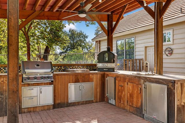 8617 S Butte Rd, Sutter, CA 95982