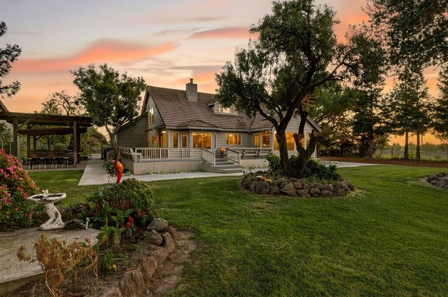 8617 S Butte Rd, Sutter, CA 95982