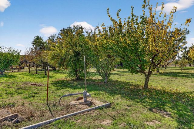 8617 S Butte Rd, Sutter, CA 95982