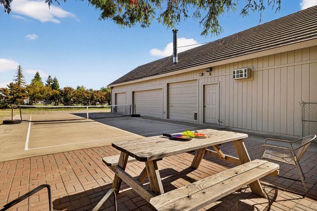 8617 S Butte Rd, Sutter, CA 95982