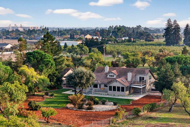 8617 S Butte Rd, Sutter, CA 95982