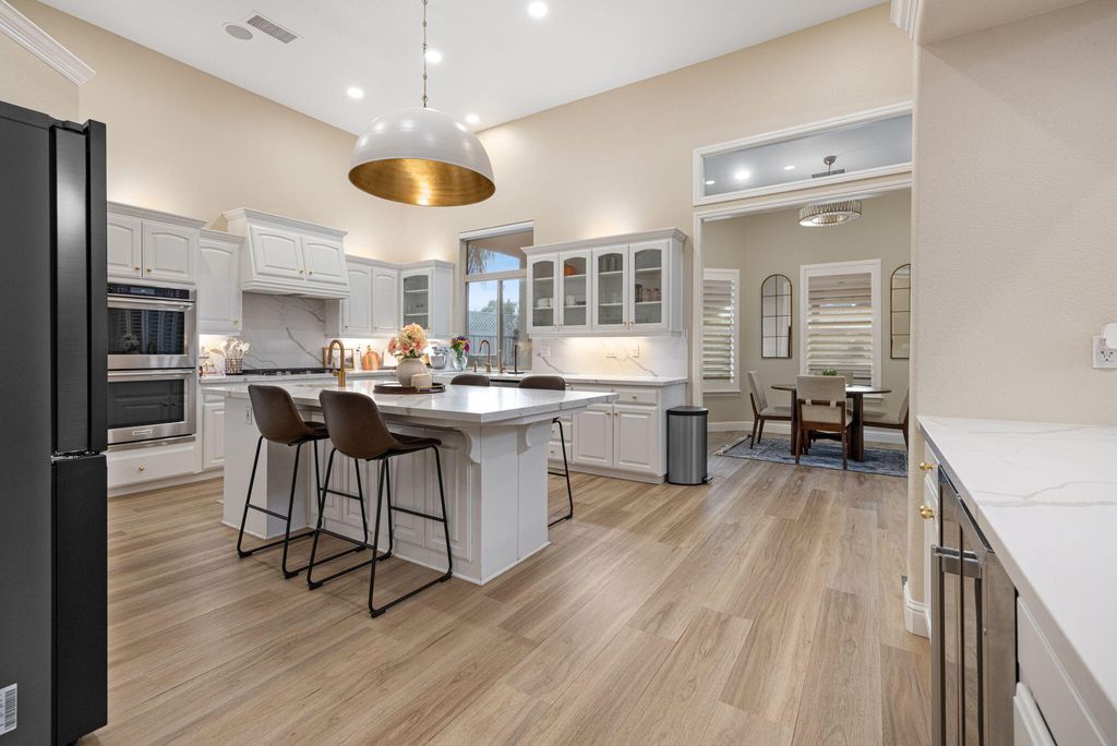 Image 22 of property listing at 201 N Preston Street, Visalia, CA 93291