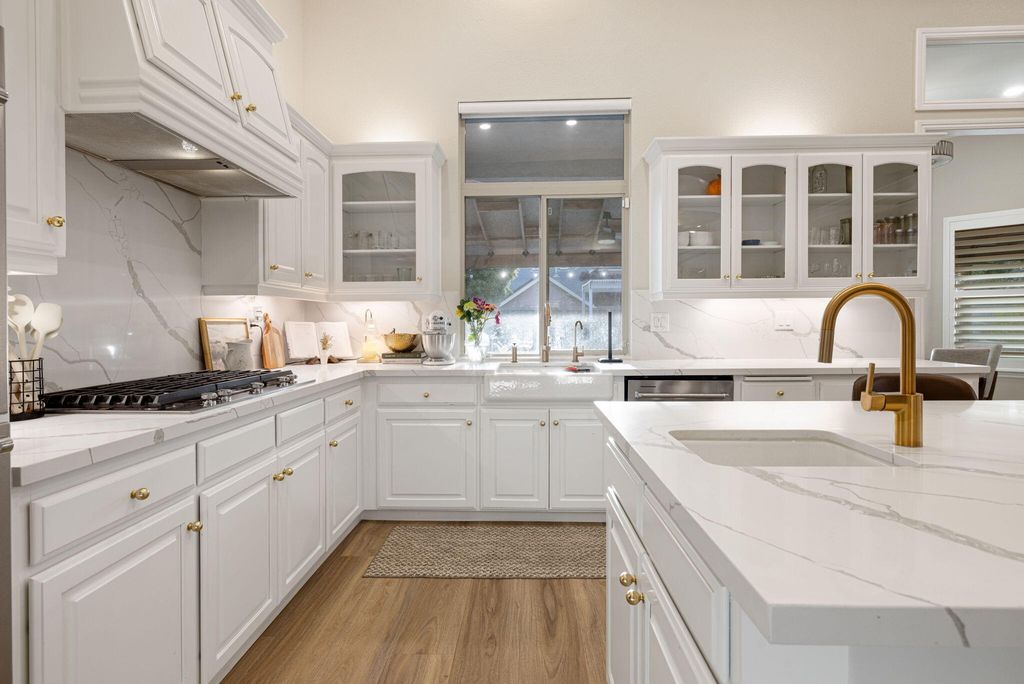 Image 26 of property listing at 201 N Preston Street, Visalia, CA 93291