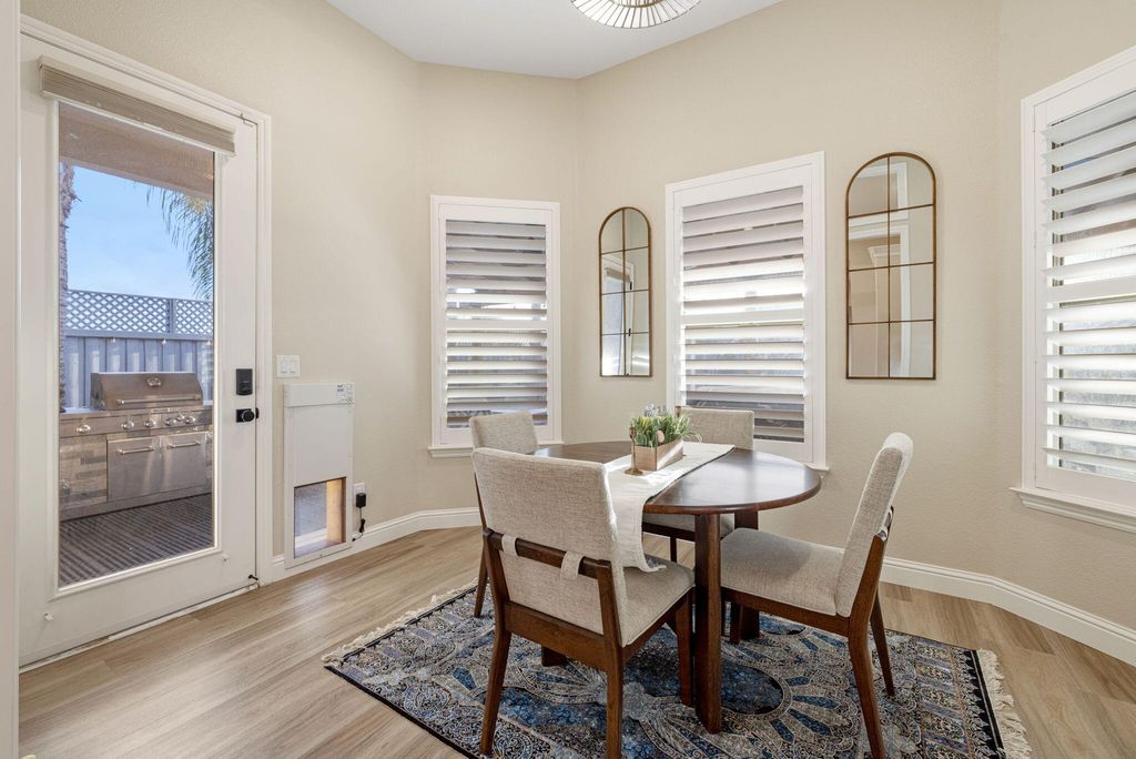 Image 27 of property listing at 201 N Preston Street, Visalia, CA 93291