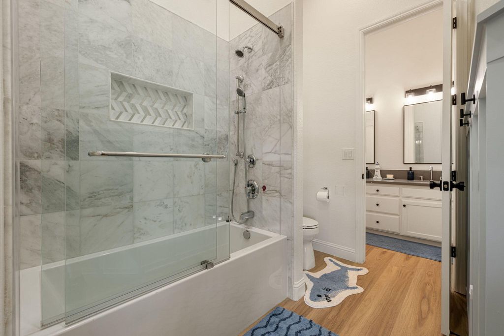 Image 37 of property listing at 201 N Preston Street, Visalia, CA 93291