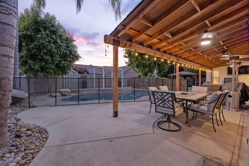 Image 45 of property listing at 201 N Preston Street, Visalia, CA 93291