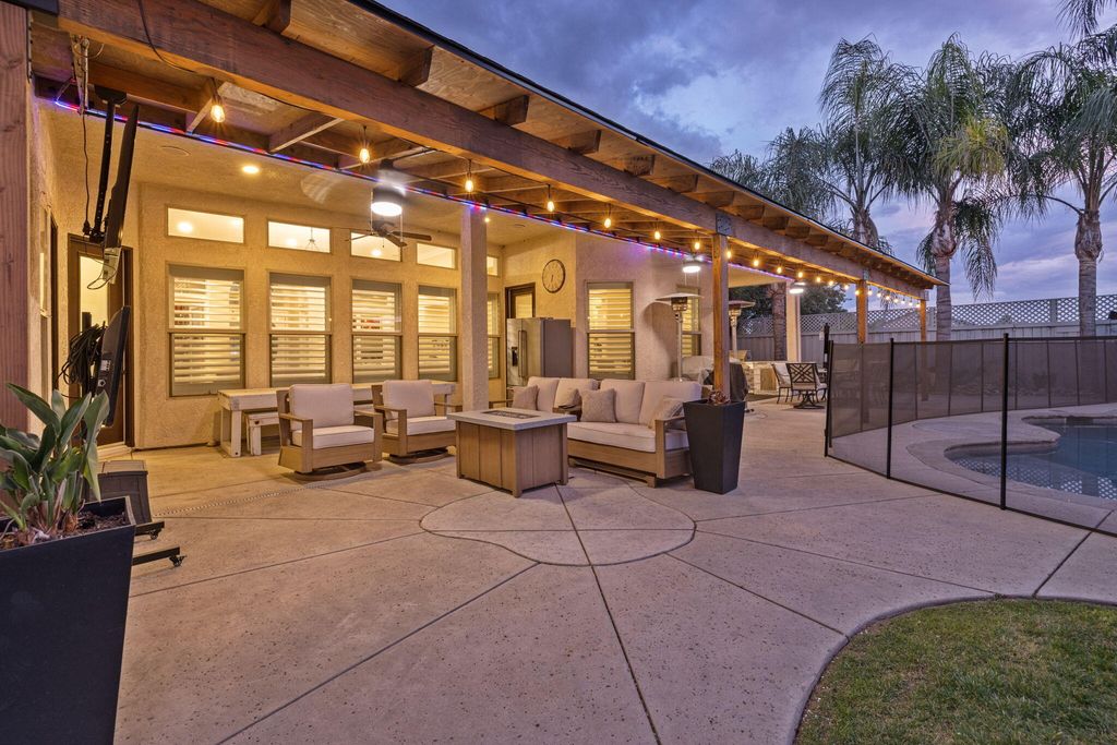 Image 50 of property listing at 201 N Preston Street, Visalia, CA 93291