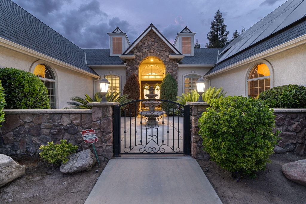 Image 58 of property listing at 201 N Preston Street, Visalia, CA 93291