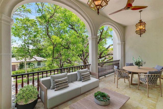 2611 Anderson Rd 2611, Coral Gables, FL 33134