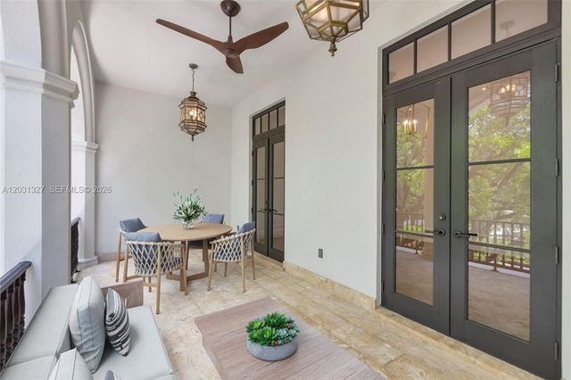 2611 Anderson Rd 2611, Coral Gables, FL 33134