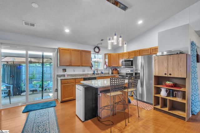 2004 Small Meadows Court, Fountain Inn, SC 29644