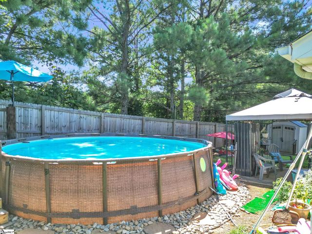 2004 Small Meadows Court, Fountain Inn, SC 29644