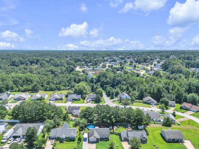 2004 Small Meadows Court, Fountain Inn, SC 29644