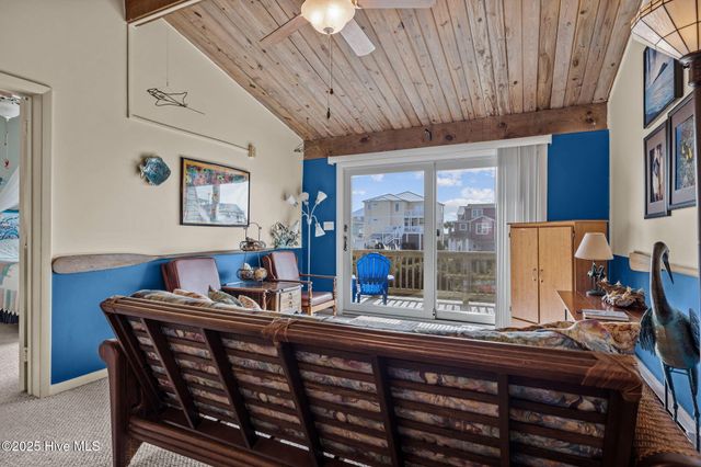 104 Robin Avenue, Atlantic Beach, NC 28512