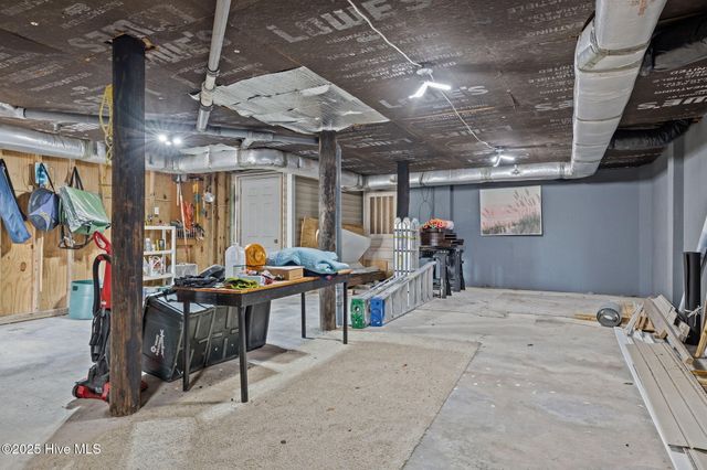 104 Robin Avenue, Atlantic Beach, NC 28512