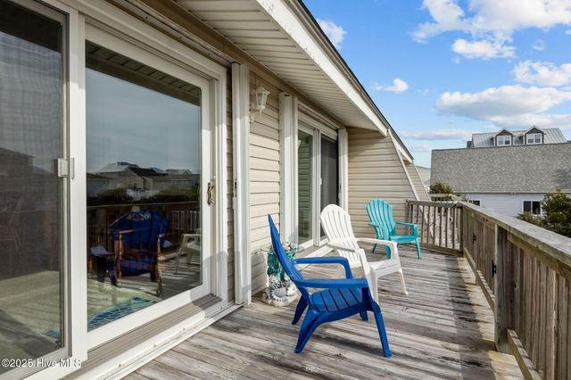 104 Robin Avenue, Atlantic Beach, NC 28512