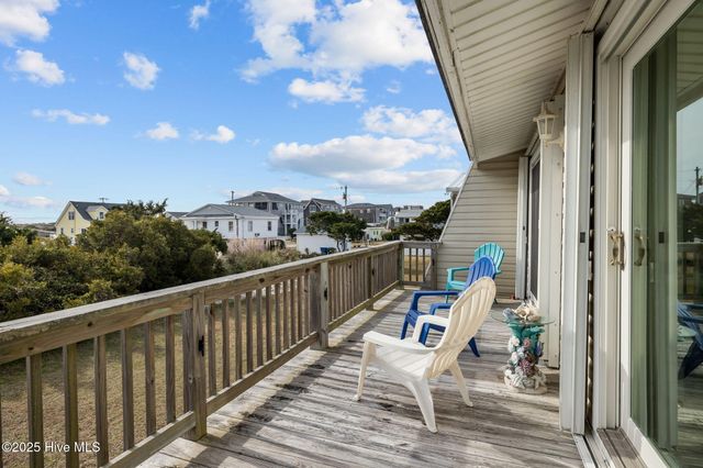 104 Robin Avenue, Atlantic Beach, NC 28512