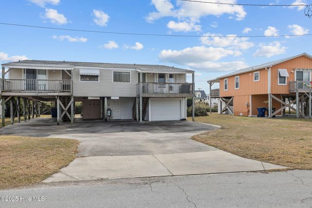 104 Robin Avenue, Atlantic Beach, NC 28512