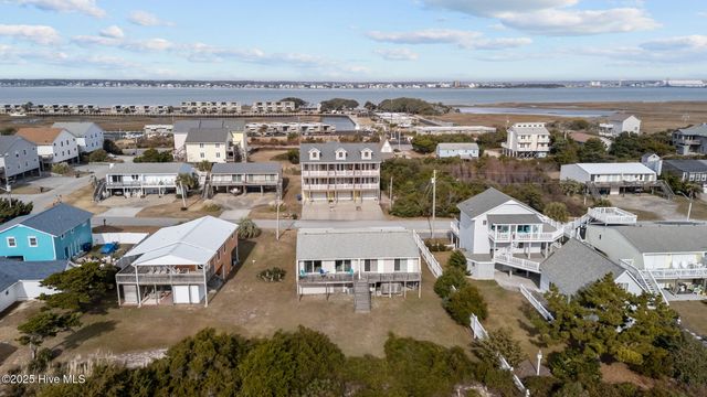 104 Robin Avenue, Atlantic Beach, NC 28512