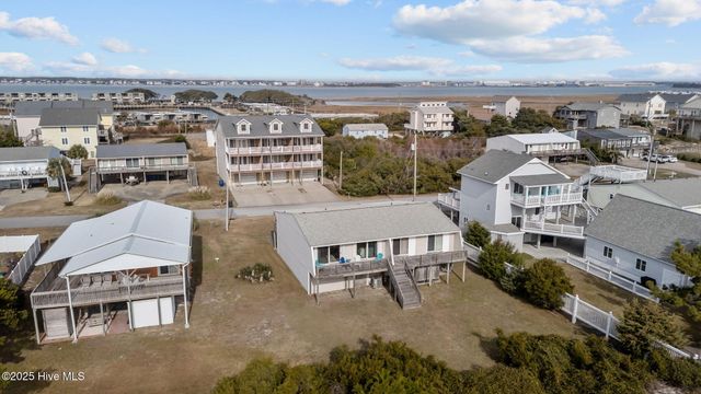 104 Robin Avenue, Atlantic Beach, NC 28512