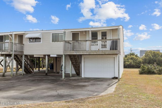 104 Robin Avenue, Atlantic Beach, NC 28512