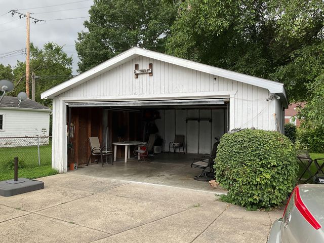 20423 Freeland Street, Detroit, MI 48235