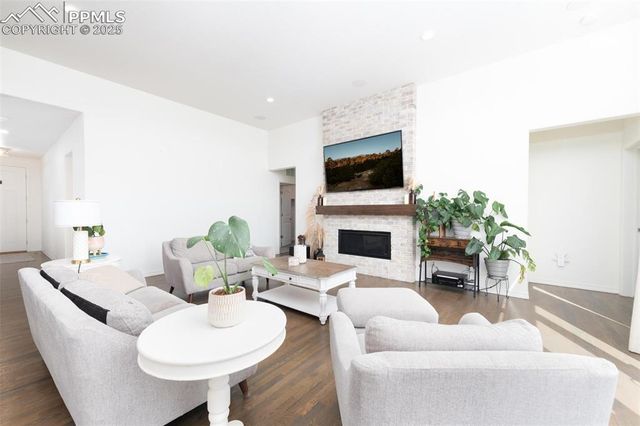 6448 Rolling Creek Drive, Colorado Springs, CO 80924