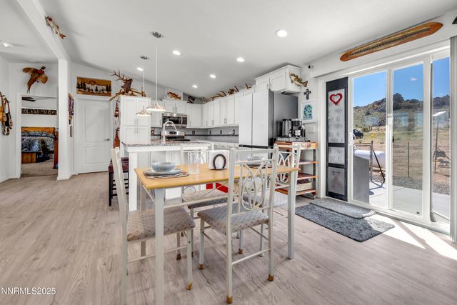 105 Arabian Way, Reno, NV 89508