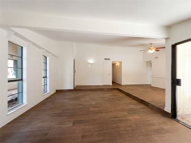 2623 Crestmoor Court, Arlington, TX 76016