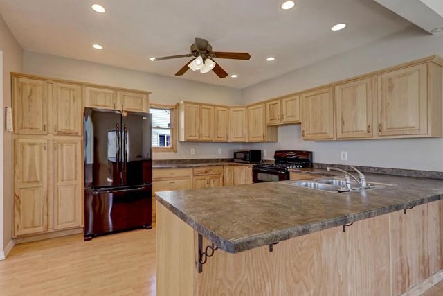 241 S JAMES STREET, Kimberly, WI 54136