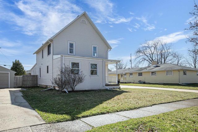 241 S JAMES STREET, Kimberly, WI 54136