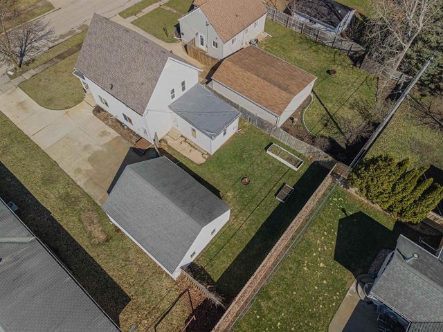 241 S JAMES STREET, Kimberly, WI 54136