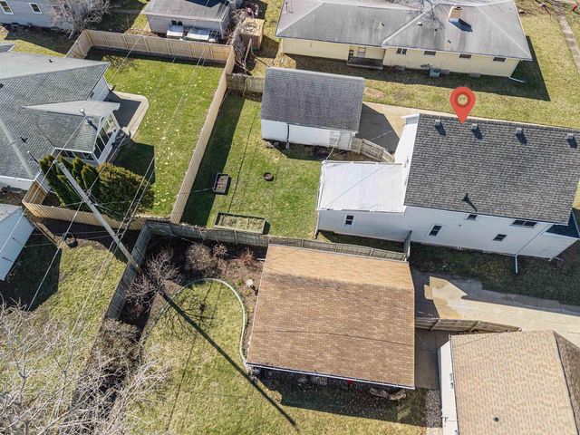 241 S JAMES STREET, Kimberly, WI 54136