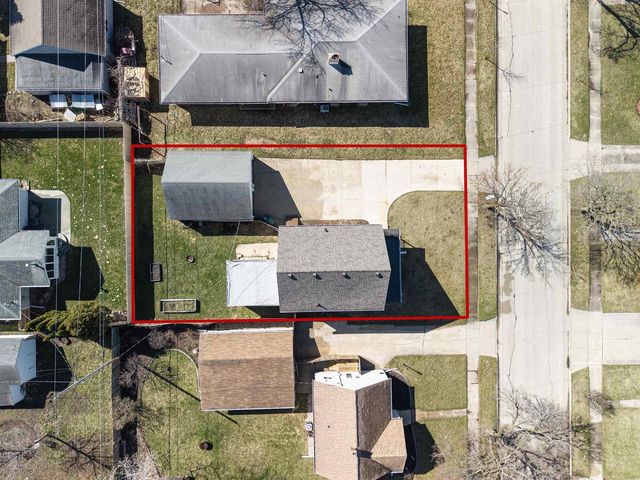 241 S JAMES STREET, Kimberly, WI 54136