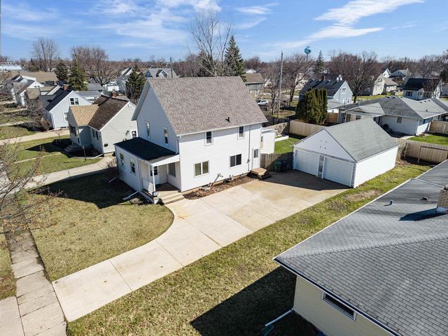 241 S JAMES STREET, Kimberly, WI 54136