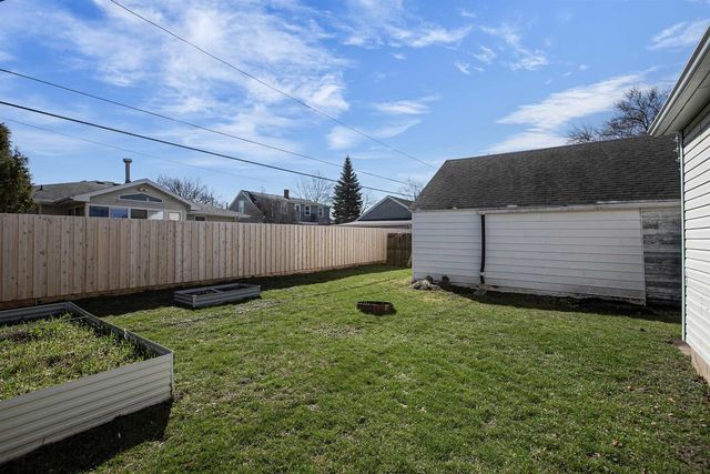 241 S JAMES STREET, Kimberly, WI 54136