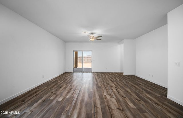 24621 W ALTA VISTA Road, Buckeye, AZ 85326