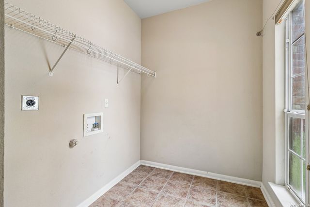 8703 Stoney Brook, Universal City, TX 78148