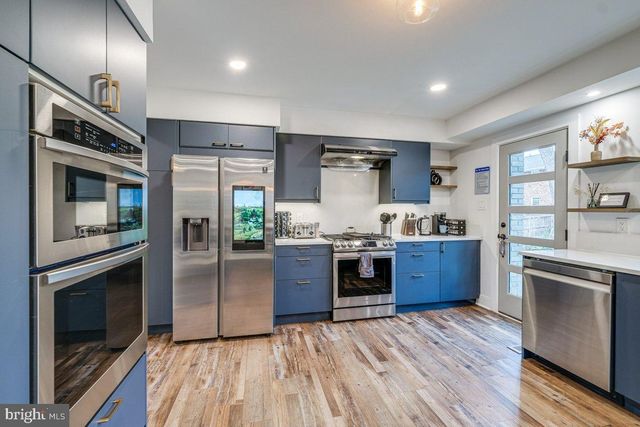 9817 FERNWOOD RD, Bethesda, MD 20817