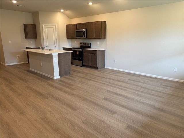 1309 Wilkins Valley St, Brenham, TX 77833