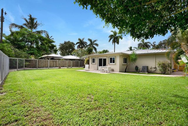 1365 SW 9th St, Boca Raton, FL 33486
