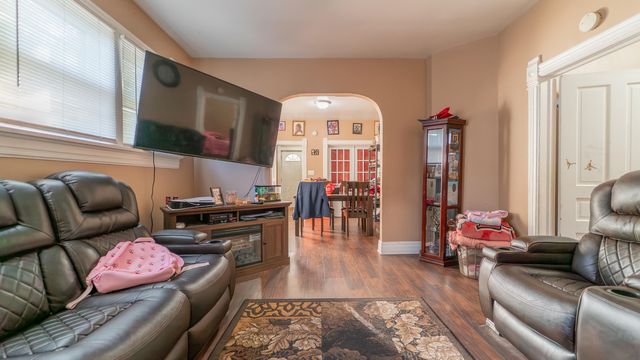 126 Dewey Street, Michigan City, IN 46360