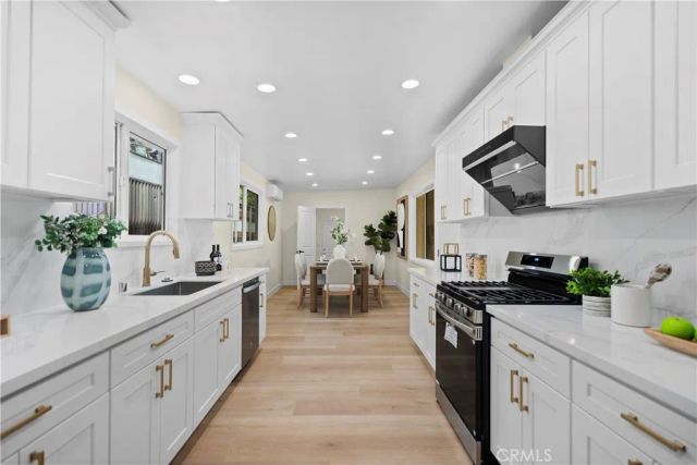 5126 Marvale, View Park, CA 90043