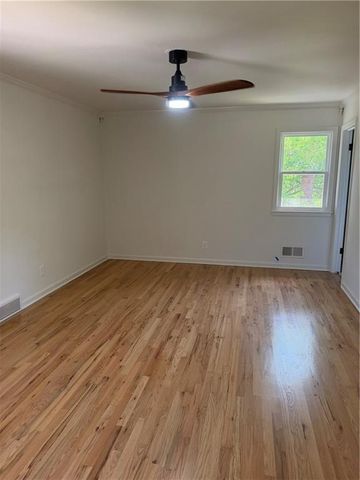 12126 Jefferson Court, Kansas City, MO 64145