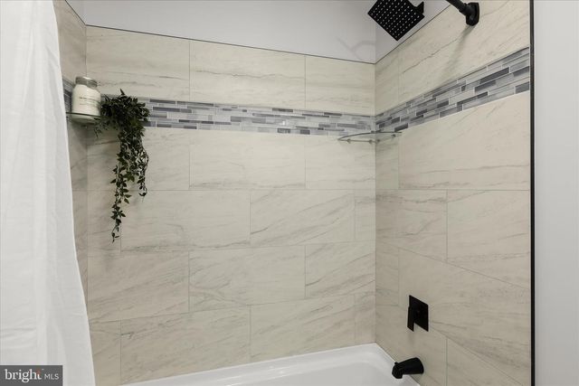 1945 MARCONI CIR, Annapolis, MD 21401