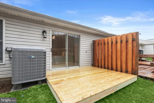 1945 MARCONI CIR, Annapolis, MD 21401